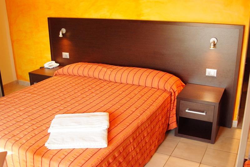 Hotel Club Ravezzo Lido Marini Værelse billede